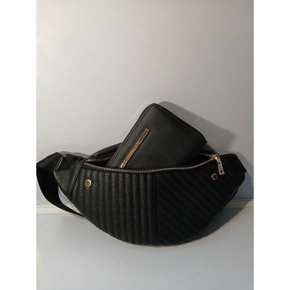 Steve Madden Black Quilted Convertible Fanny Pack Belt Bag & Matching Wallet Set - Picture 3 of 10